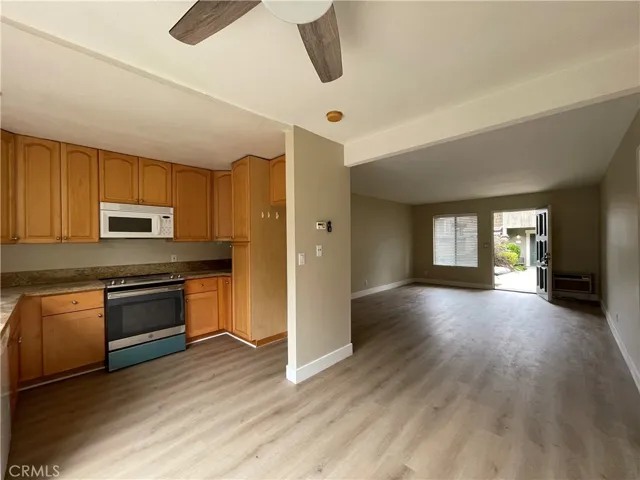 61 Streamwood 61, Irvine, California 92620
