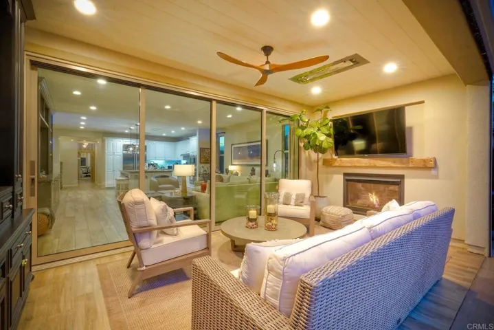 8068 Auberge Circle, San Diego, California 92127
