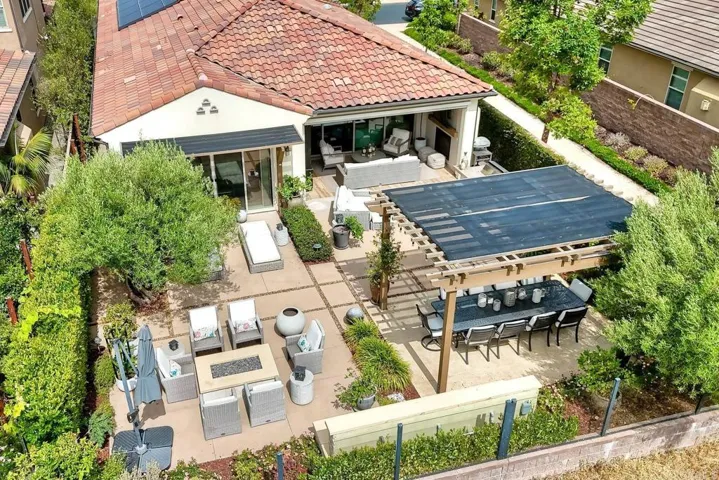 8068 Auberge Circle, San Diego, California 92127