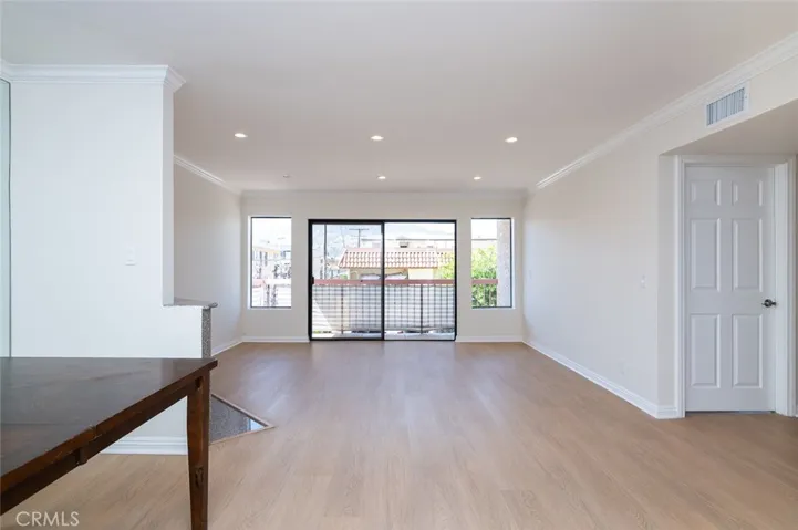 345 N Jackson Street 205, Glendale, California 91206