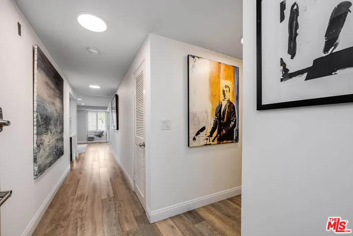 441 N Oakhurst Drive 203, Beverly Hills, California 90210
