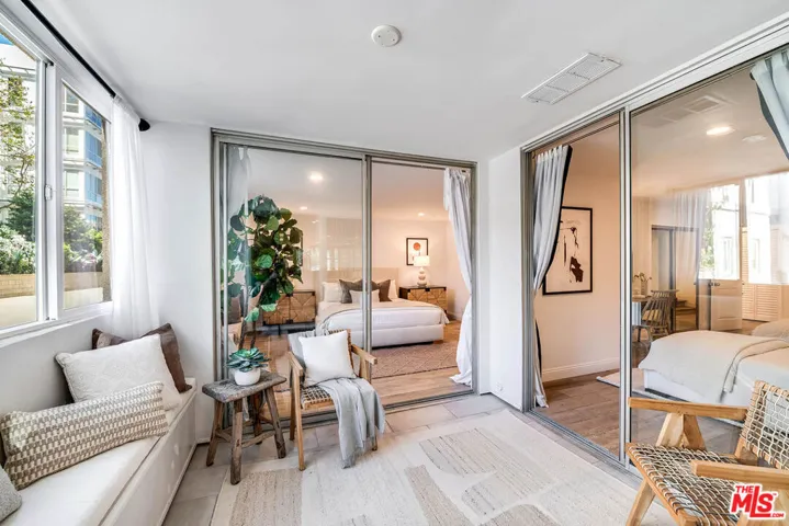 441 N Oakhurst Drive 203, Beverly Hills, California 90210