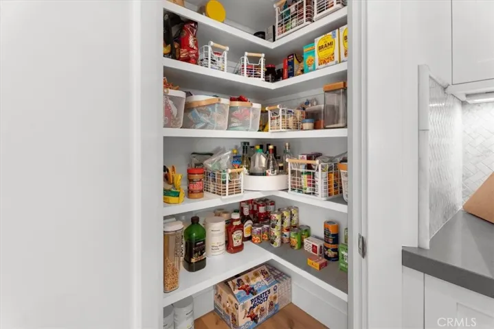 Pantry Walk-In