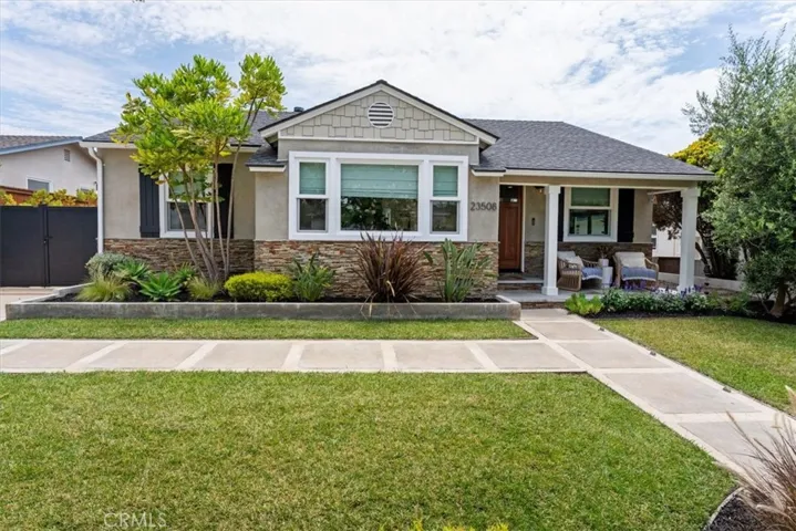 23508 Susana, Torrance, California 90505