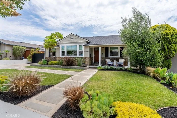 23508 Susana, Torrance, California 90505