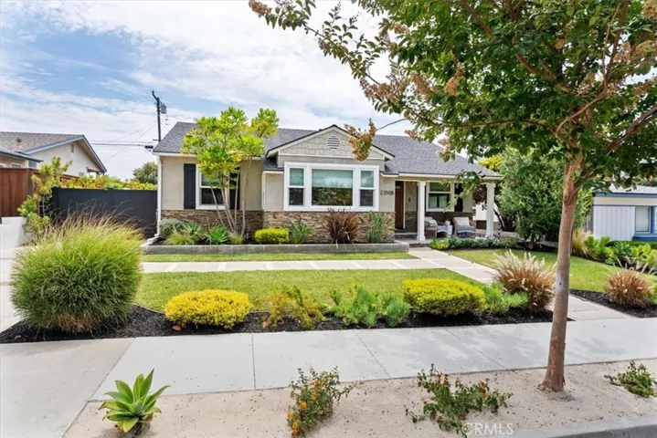 23508 Susana, Torrance, California 90505