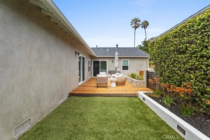 23508 Susana, Torrance, California 90505