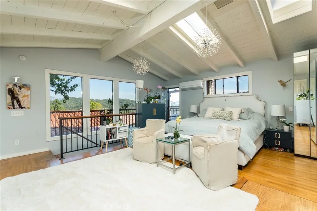 loft above garage