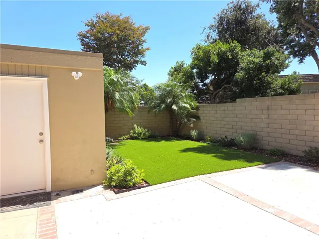 18229 Olympic Court, Fountain Valley, California 92708