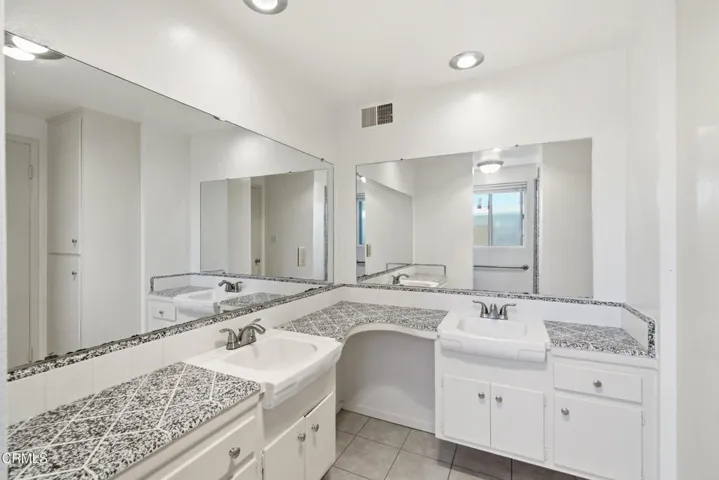 Bathroom (1)