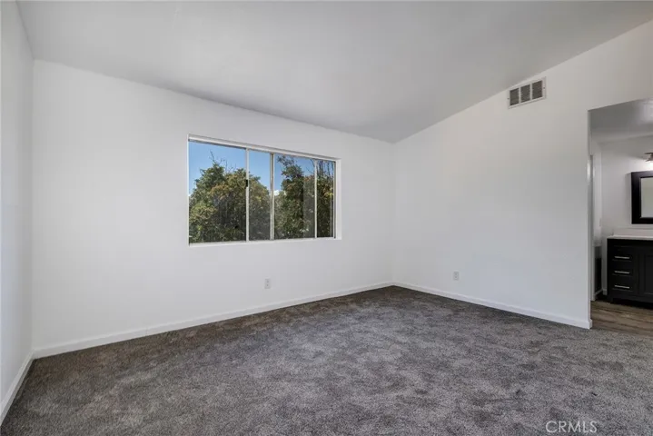 55897 Santa Fe, Yucca Valley, California 92284
