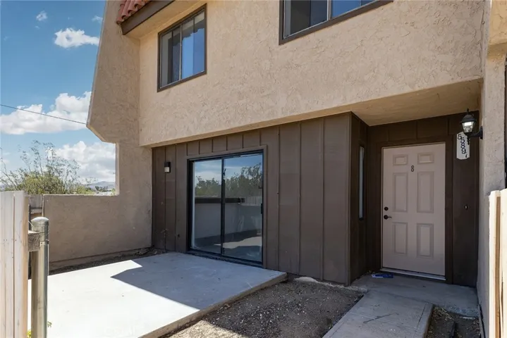 55897 Santa Fe, Yucca Valley, California 92284