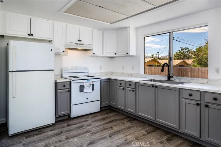 55897 Santa Fe, Yucca Valley, California 92284