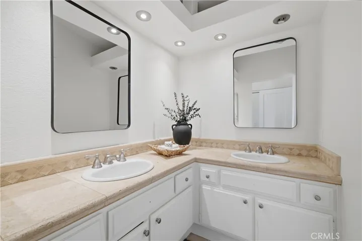30056 Monteras, Laguna Niguel, California 92677