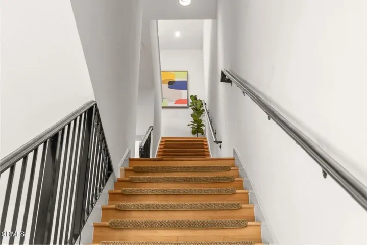 Stairs to Main Level