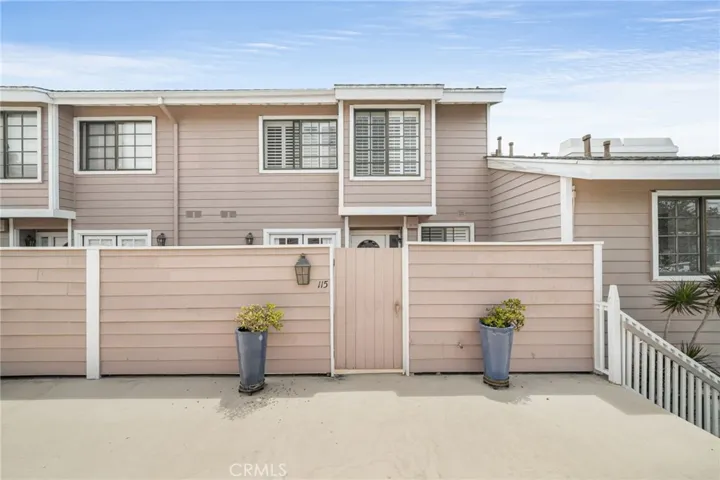 2700 Arlington Avenue 115, Torrance, California 90501