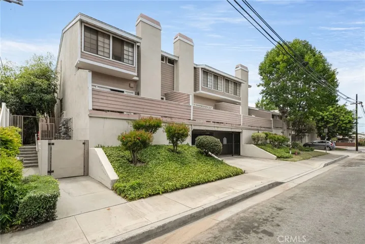2700 Arlington Avenue 115, Torrance, California 90501