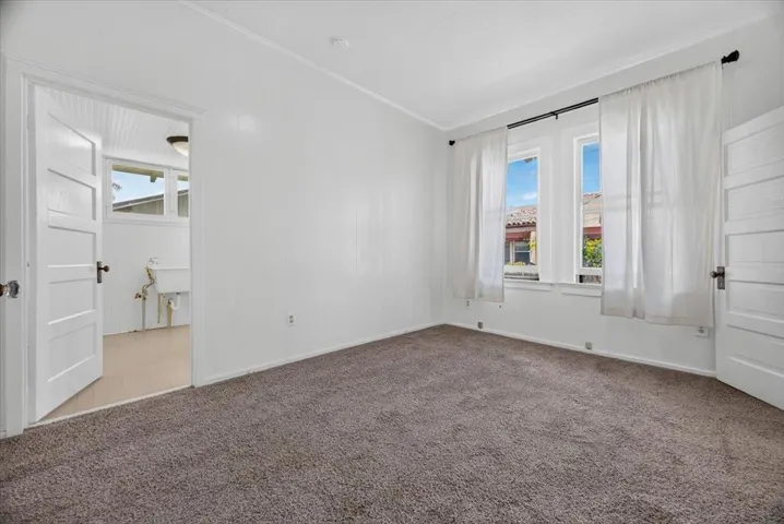 1228 West Street, Hollister, California 95023