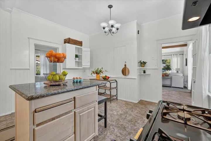 1228 West Street, Hollister, California 95023