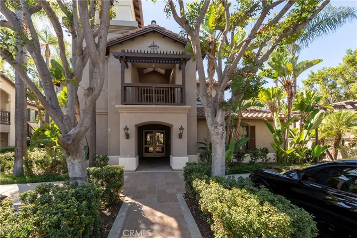 2960 Champion 710, Tustin, California 92782
