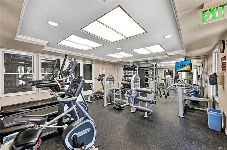 2960 Champion 710, Tustin, California 92782