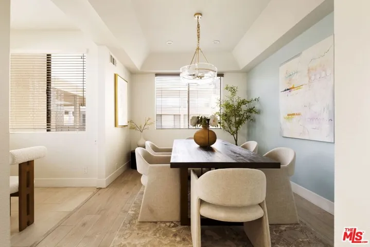 8455 Fountain Avenue 504, West Hollywood, California 90069
