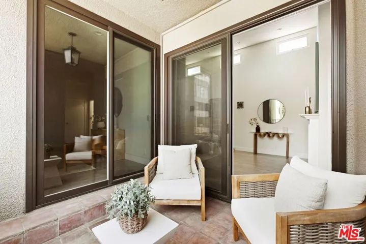 8455 Fountain Avenue 504, West Hollywood, California 90069