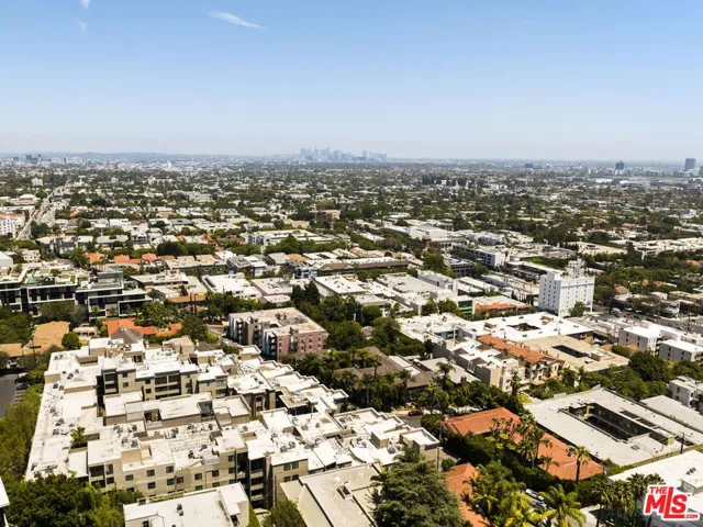 8455 Fountain Avenue 504, West Hollywood, California 90069