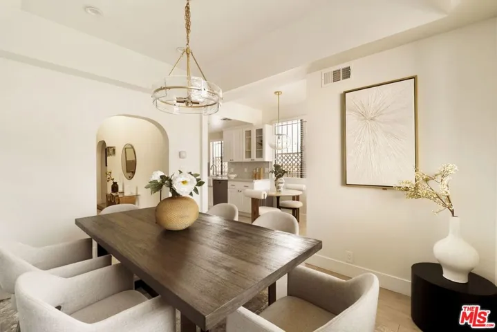 8455 Fountain Avenue 504, West Hollywood, California 90069
