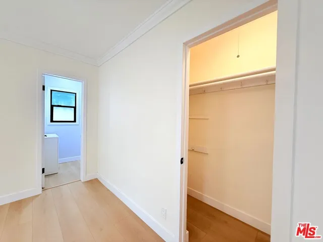 6132 Whitsett Avenue, Los Angeles, California 91606