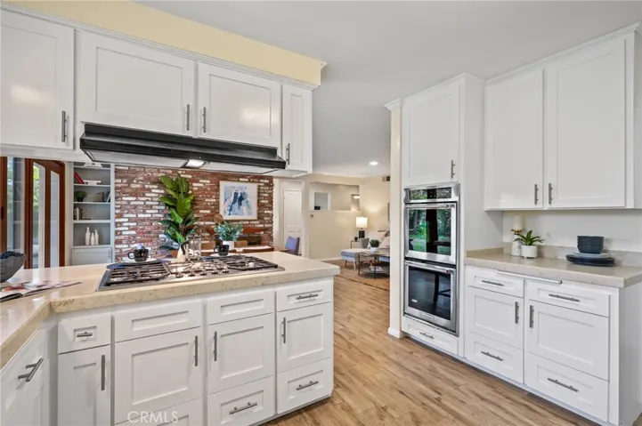 1557 Granvia Altamira, Palos Verdes Estates, California 90274