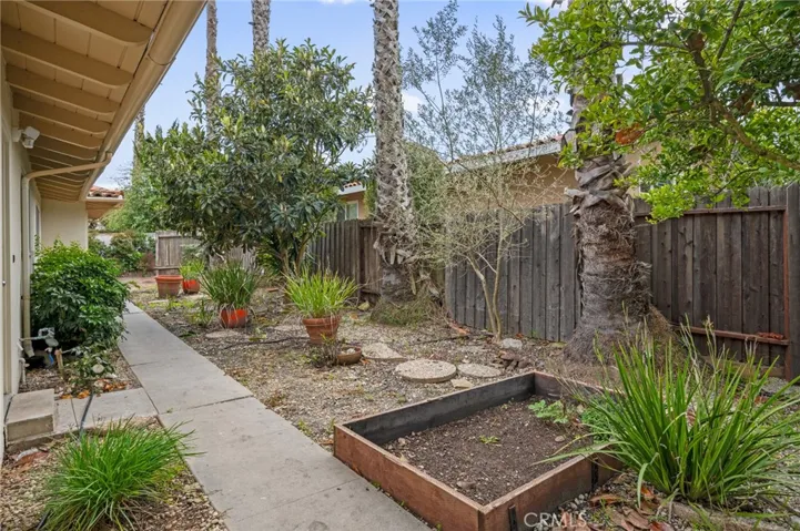1557 Granvia Altamira, Palos Verdes Estates, California 90274
