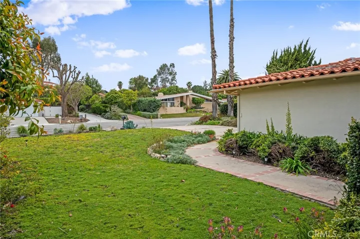 1557 Granvia Altamira, Palos Verdes Estates, California 90274