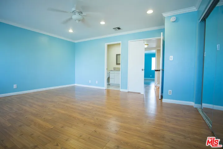 4365 Mclaughlin Avenue 14, Los Angeles, California 90066