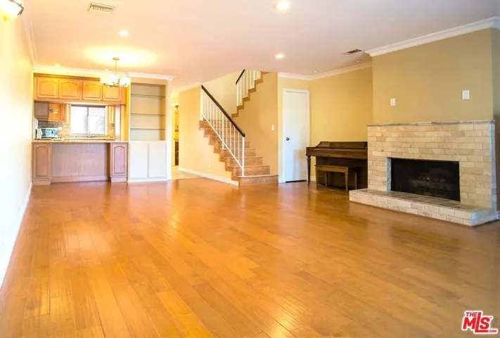 4365 Mclaughlin Avenue 14, Los Angeles, California 90066