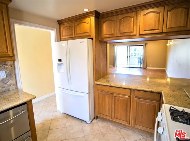 4365 Mclaughlin Avenue 14, Los Angeles, California 90066
