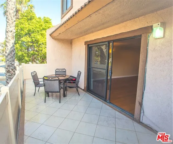 4365 Mclaughlin Avenue 14, Los Angeles, California 90066