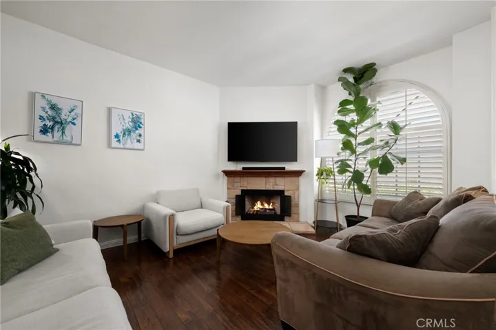 15809 Venus Place, Gardena, California 90249