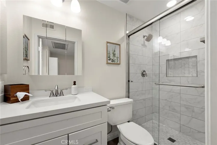 15809 Venus Place, Gardena, California 90249