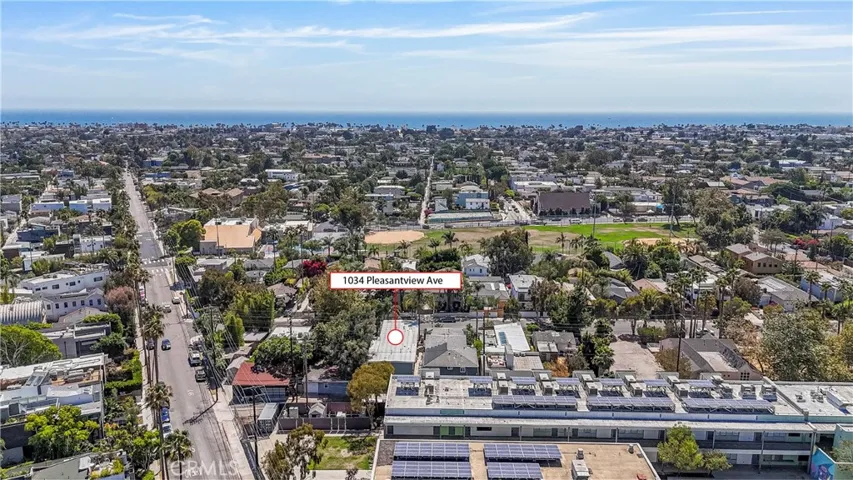 1034 Pleasantview, Venice, California 90291