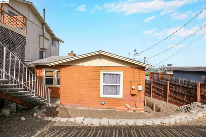 16805 President Dr, Castro Valley, California 94578