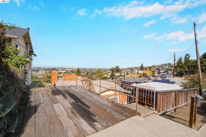 16805 President Dr, Castro Valley, California 94578