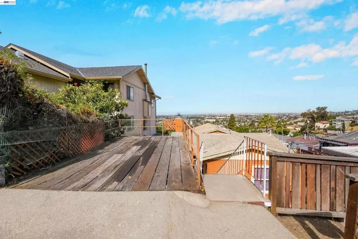 16805 President Dr, Castro Valley, California 94578
