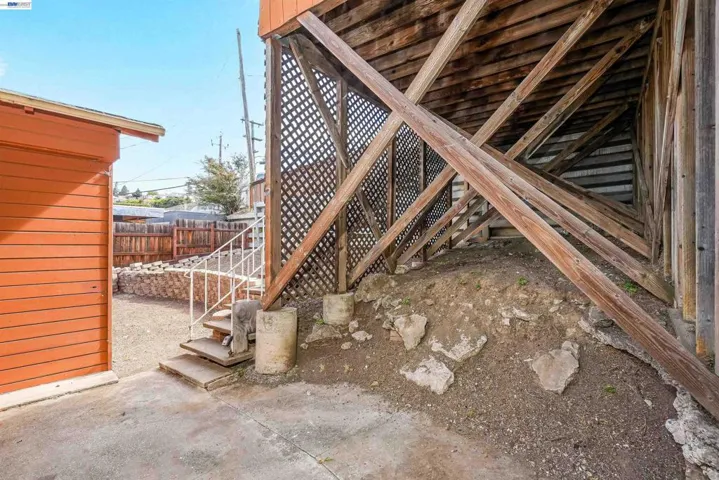 16805 President Dr, Castro Valley, California 94578