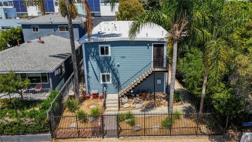 1034 Pleasantview, Venice, California 90291
