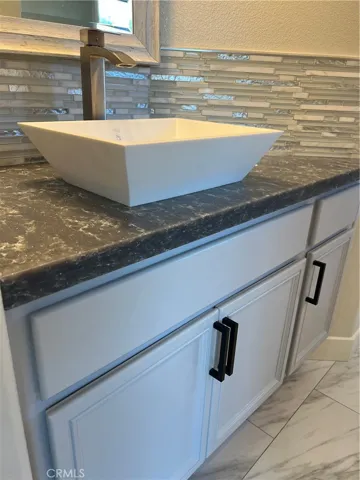 Custom sinks added