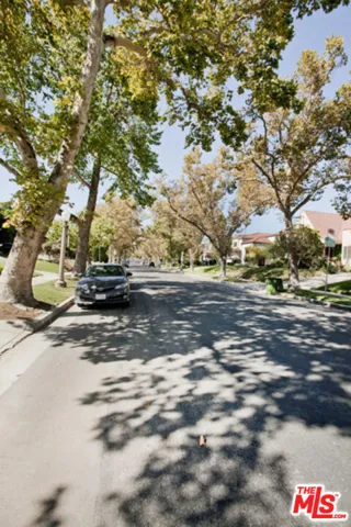251 S Citrus Avenue, Los Angeles, California 90036