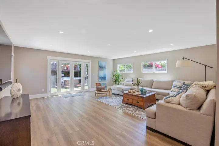 1031 Uppingham, Thousand Oaks, California 91360