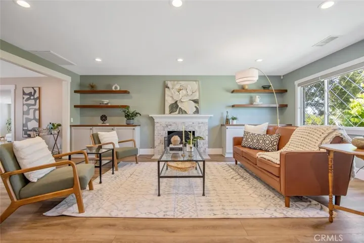 1031 Uppingham, Thousand Oaks, California 91360