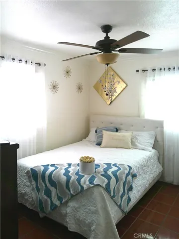 Top Unit Bedroom 2